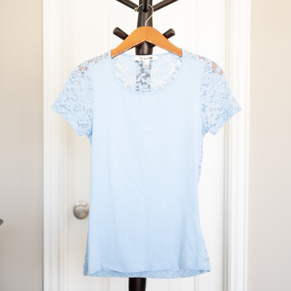 Forever 21 Womens shirt